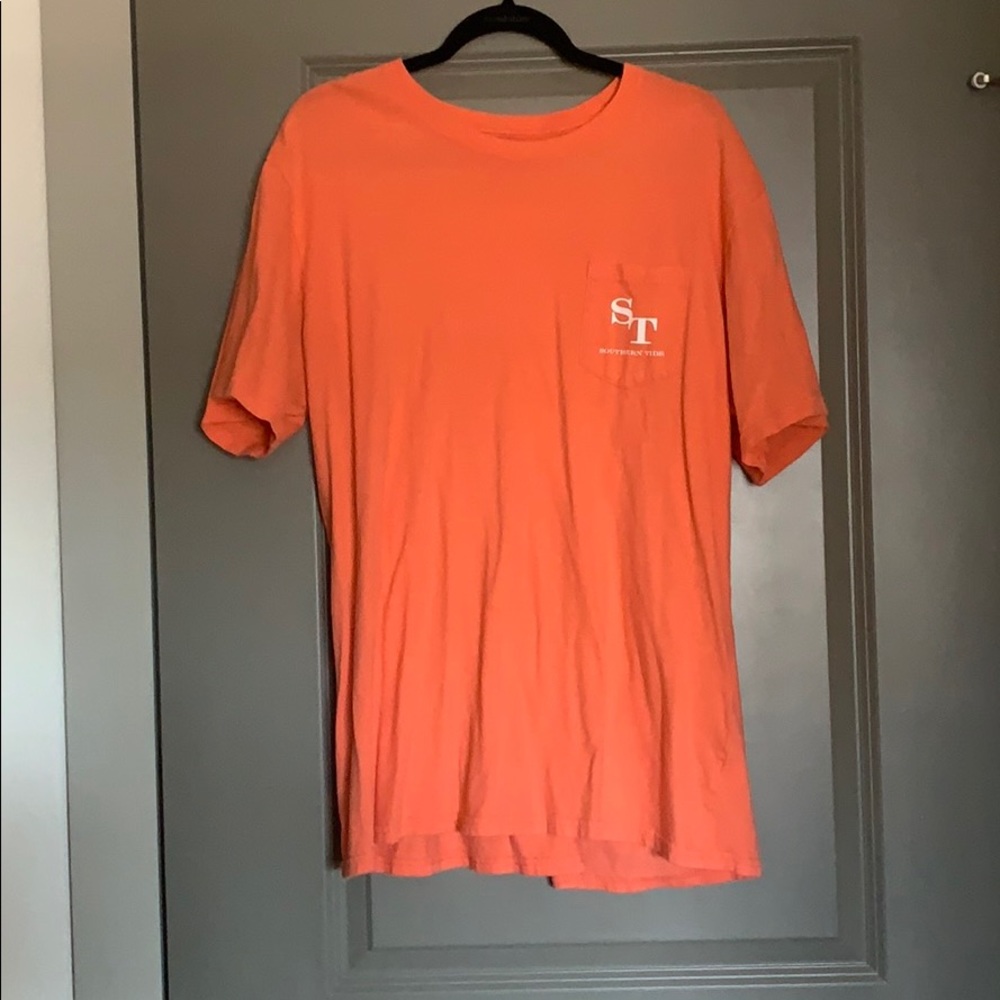 Southern Tide t-shirt